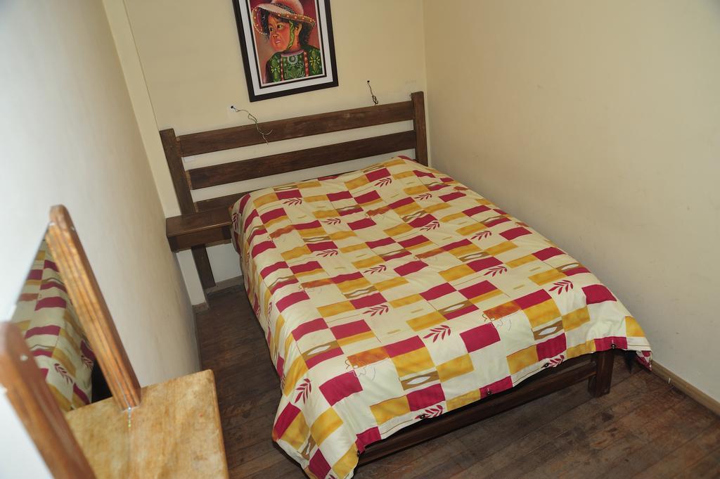 Hostal La Casona Potosí Δωμάτιο φωτογραφία