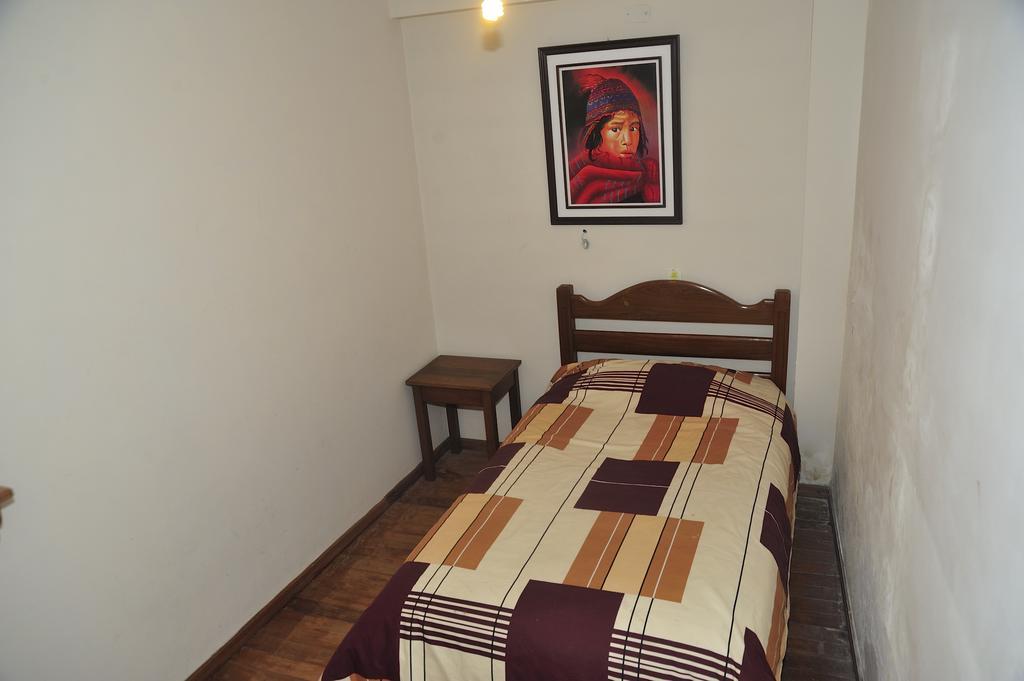 Hostal La Casona Potosí Δωμάτιο φωτογραφία